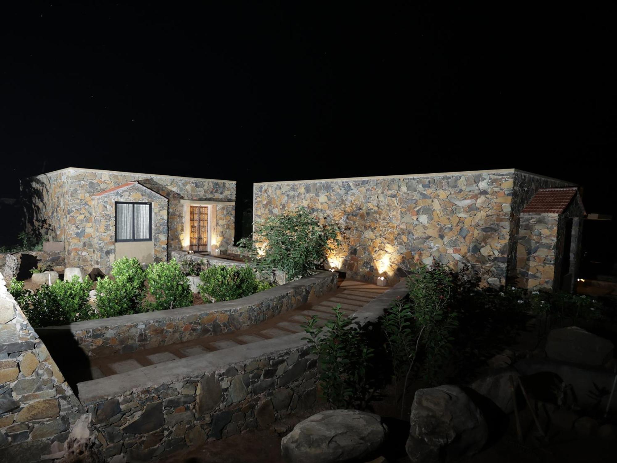 Meladin Sariska Villa Tehla Bagian luar foto
